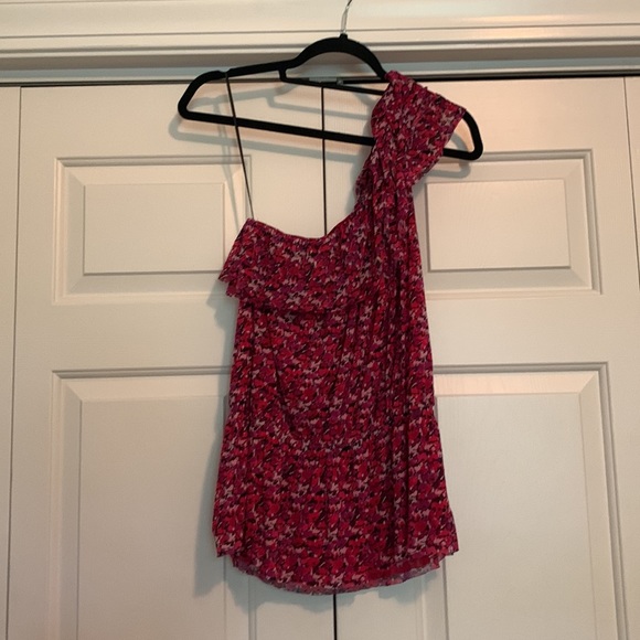 EXPRESS | One Shoulder Pink Floral Top - Picture 2 of 7